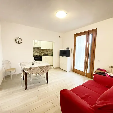 Casa Berso' A By Zoom In Earth *