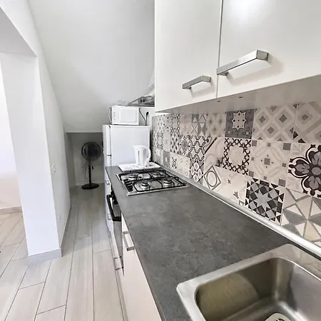 Casa Berso' A By Zoom In Earth *